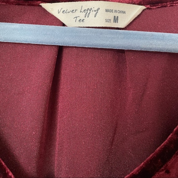 Spring + Mercer wine crushed velvet long legging shirt Medium - Picture 3 of 6